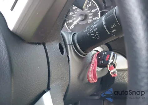 2011 Subaru Legacy 2.5I z USA, uszkodzony, nr VIN 4S3BMBA6XB3250150